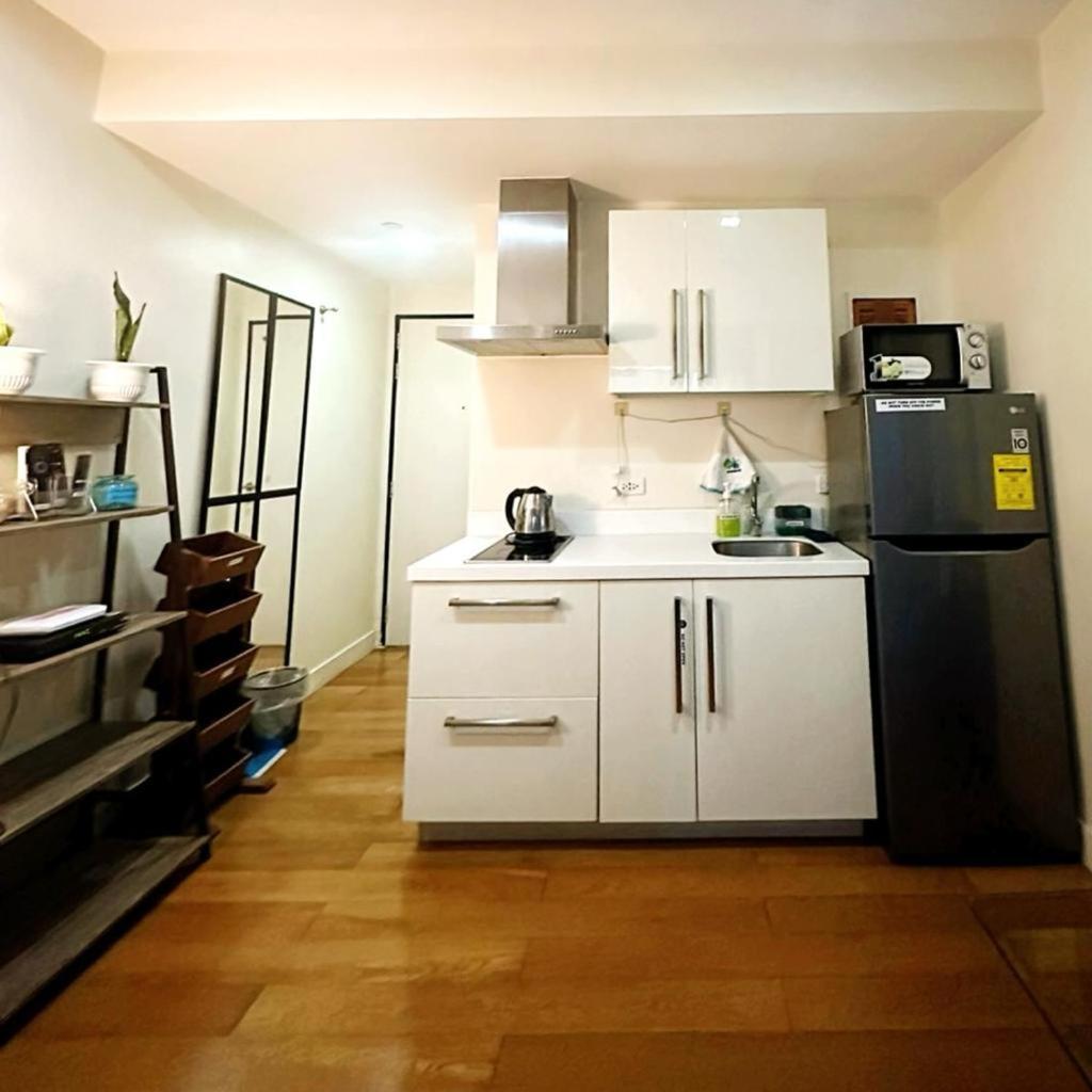 Acqua Private Residence Livingstone Tower Condo Unit With Free Wifi Manila Exterior foto